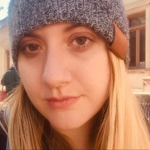 Meet your Posher, Cristina